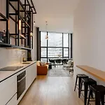 Liiiving In - Crystal Luxury Oporto