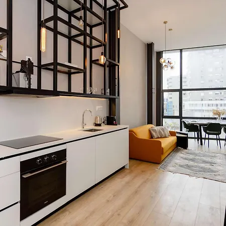 Liiiving In - Crystal Luxury * Porto