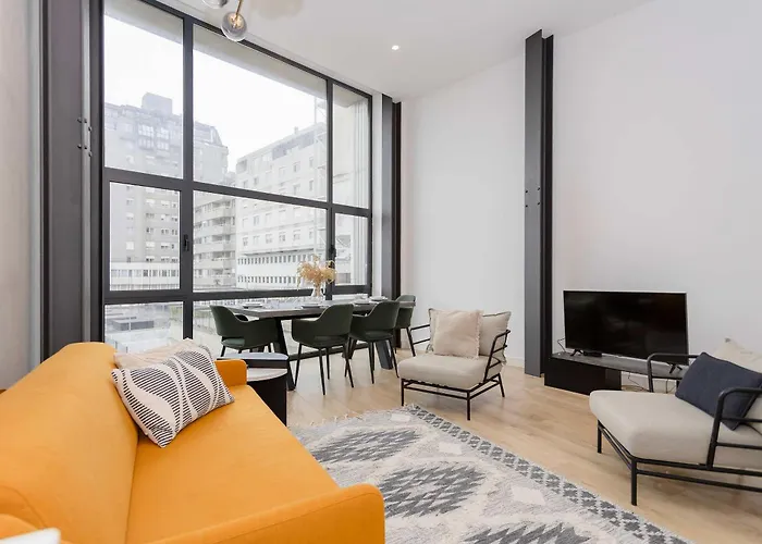 Liiiving In - Crystal Luxury * Oporto